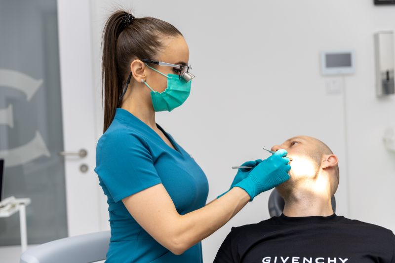 Túl a hagyományos fogászaton: Mit jelent a minimálinvazív és biomimetikus szemlélet?